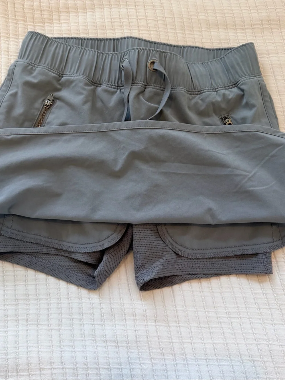 Athleta Light Gray Athletic Skort with Elastic Waist Front Zippers XXS